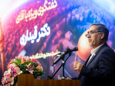 عاشورا مدرسه انسان‌سازی و الگوی اعتراض به ظلم است
