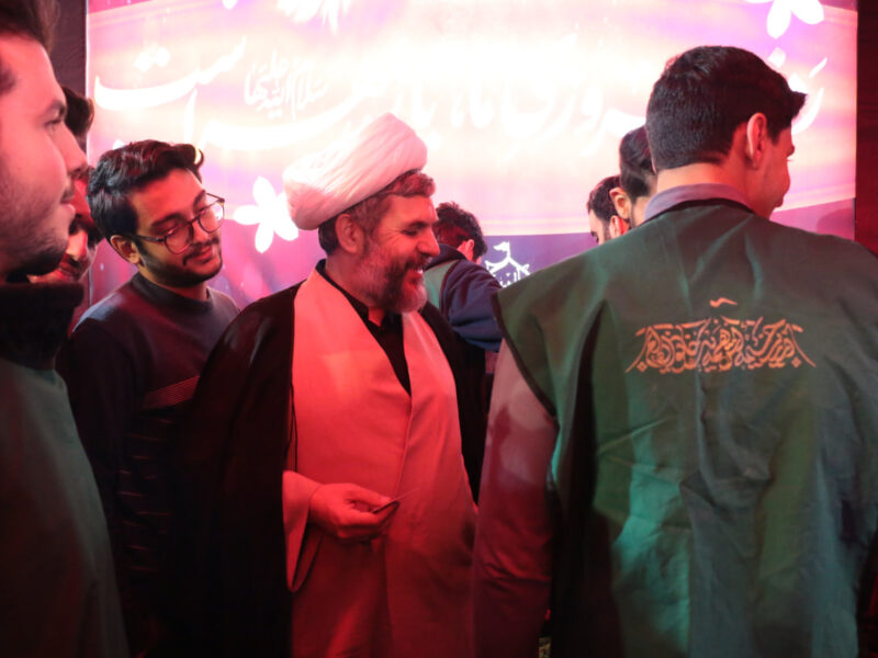 بازدید حجت‌الاسلام دکتر خدیوی از موکب «خیمه فاطمیه» انجمن اسلامی دانشجویان ۱۳۴۸