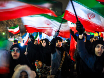 مقاومت امری تک جنسیتی و صرفا مردانه نیست
